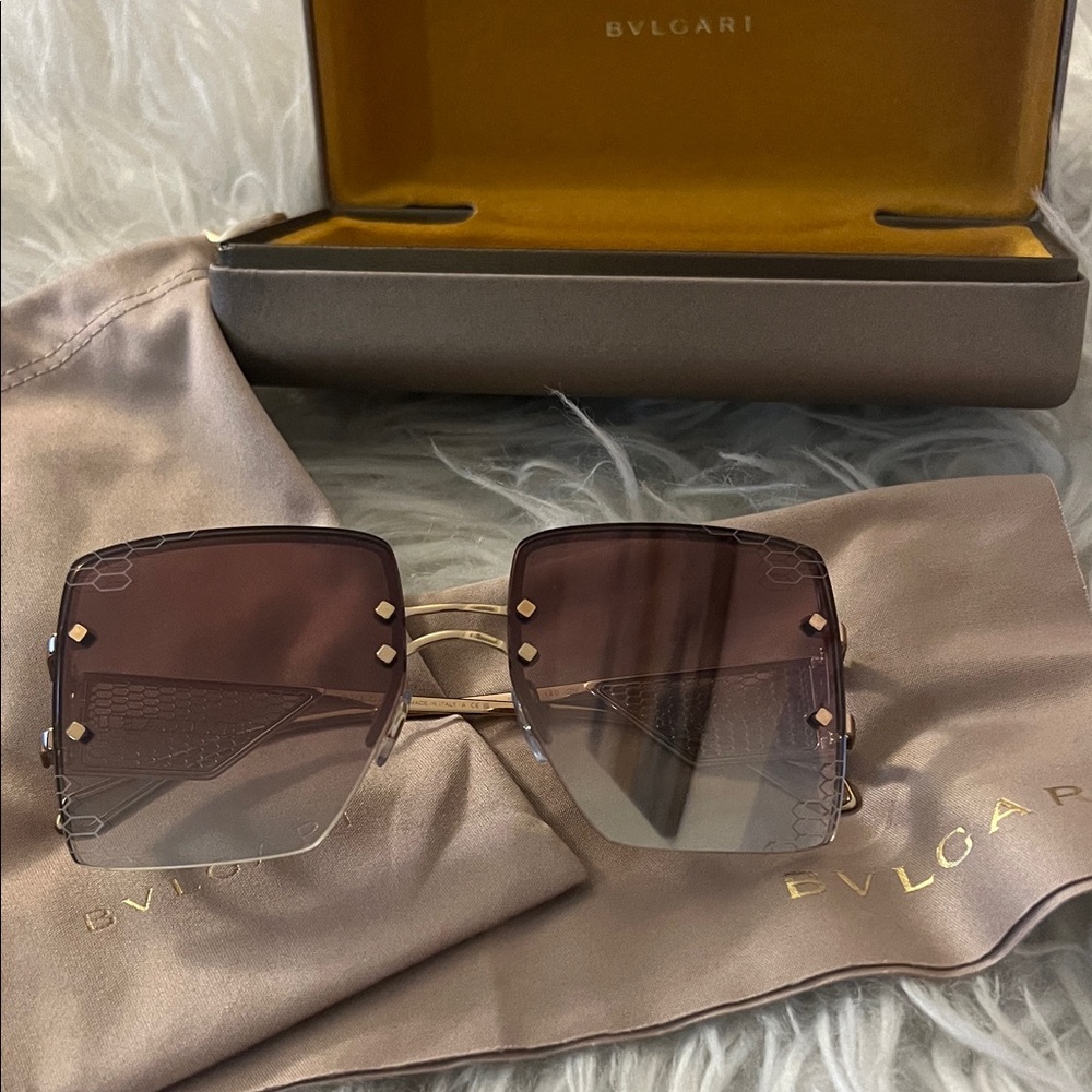 Bulgari Elegant Brown Sunglasses - Picture 2 of 10